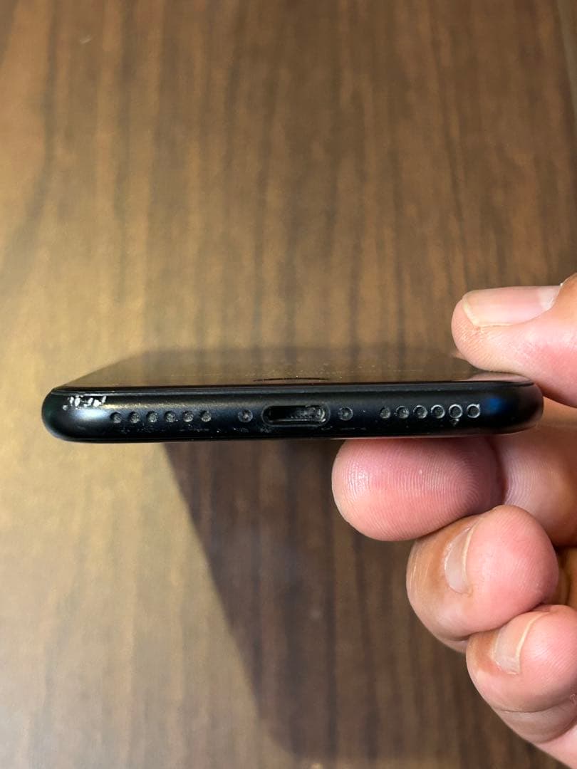 iPhone SE 第二世代　128G ブラック