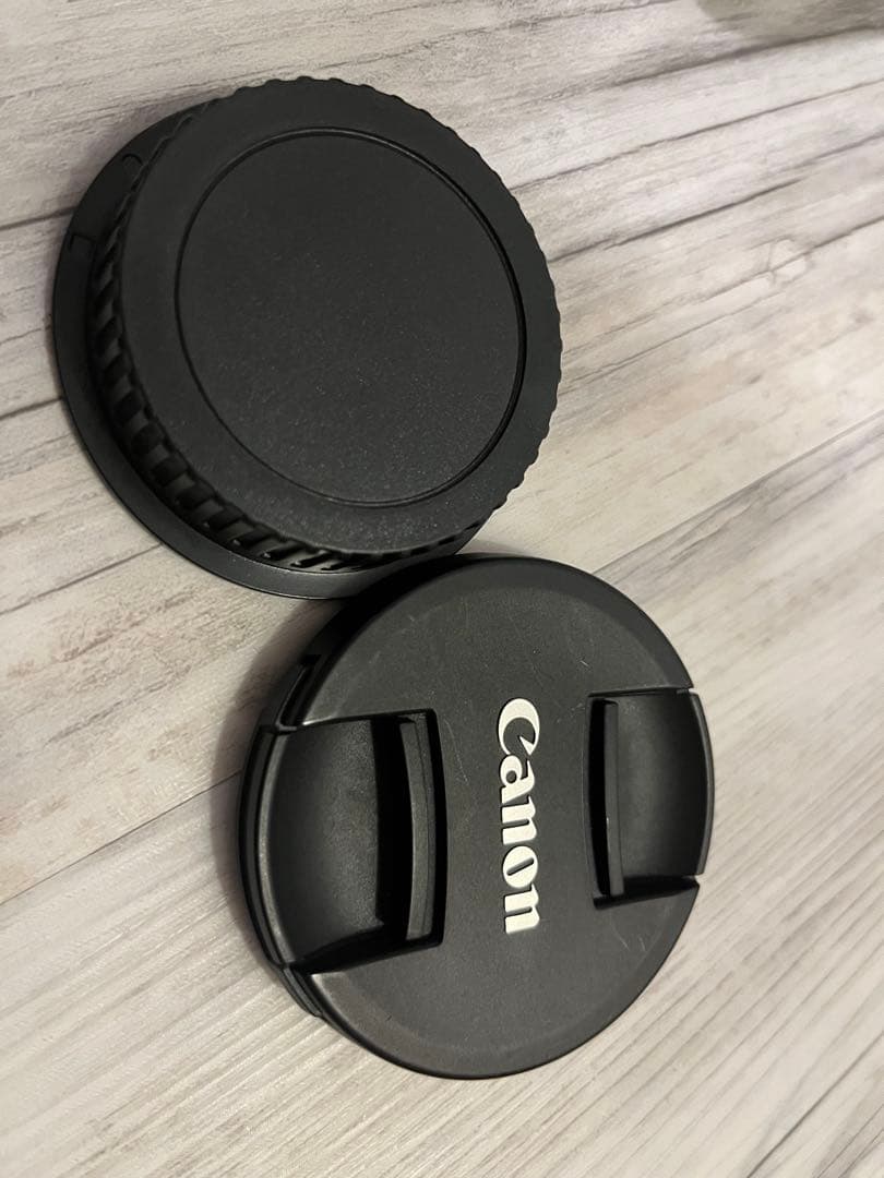 CANON EFS 18-135mm F3.5-5.6 IS USM美品