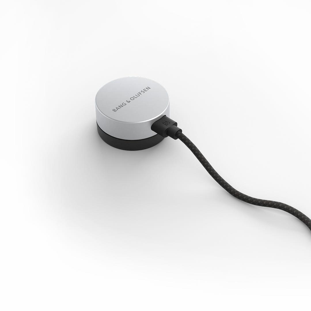 Bang & Olufsen BEOSOUND LEVEL ワイヤレススピーカー