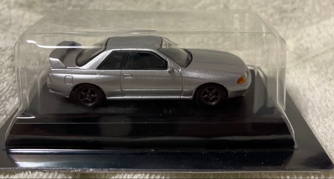 京商　1/64 SKYLINE GT-R