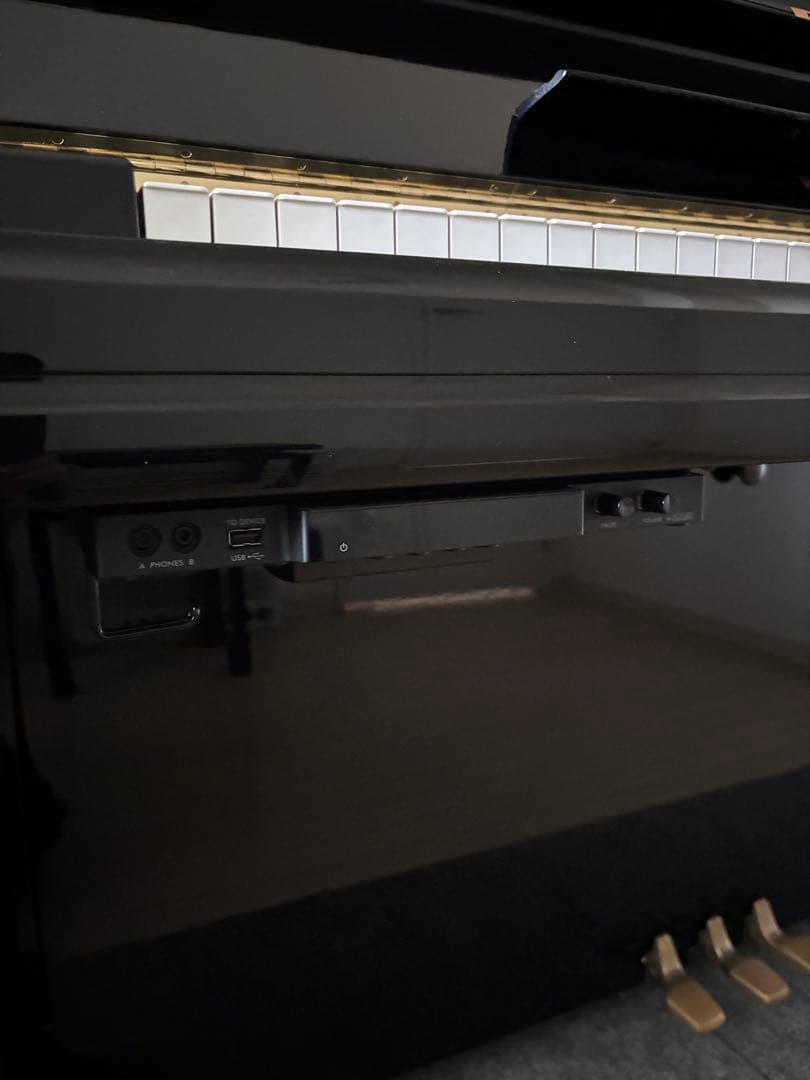 ヤマハ　アップライトピアノ　人気！　U3H ヤマハ純正消音機能付（後付け）