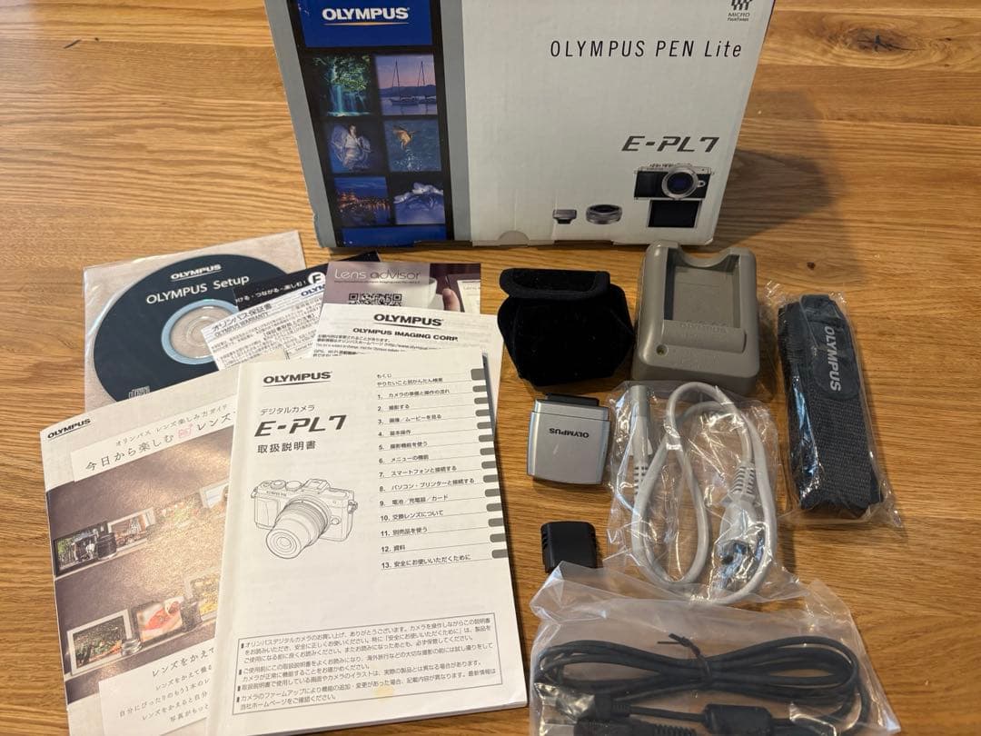 OLYMPUS PEN Lite EP-7（本体のみ）
