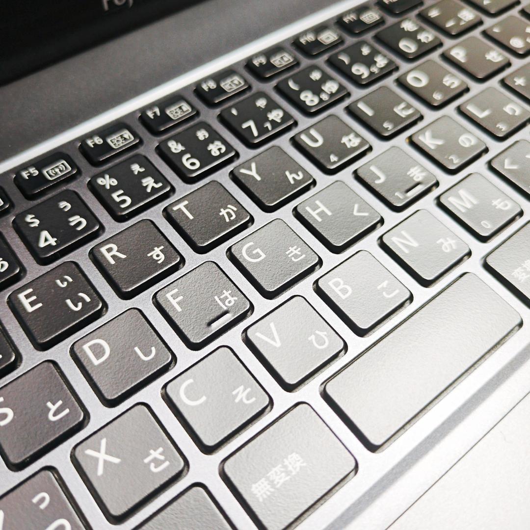 極薄軽量✨人気ノートPC✨SSD/8GB✨Windows11✨初心者すぐ使える