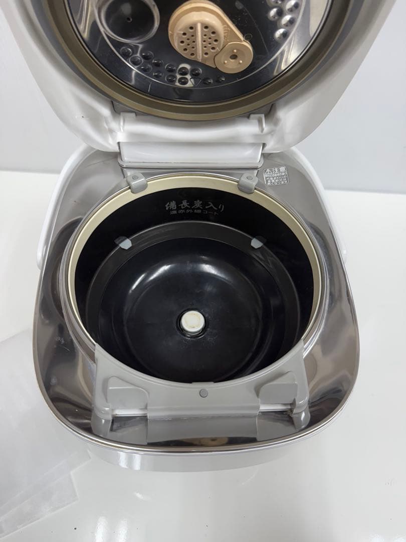 TOSHIBA 真空圧力IH炊飯器 RC-10VQK