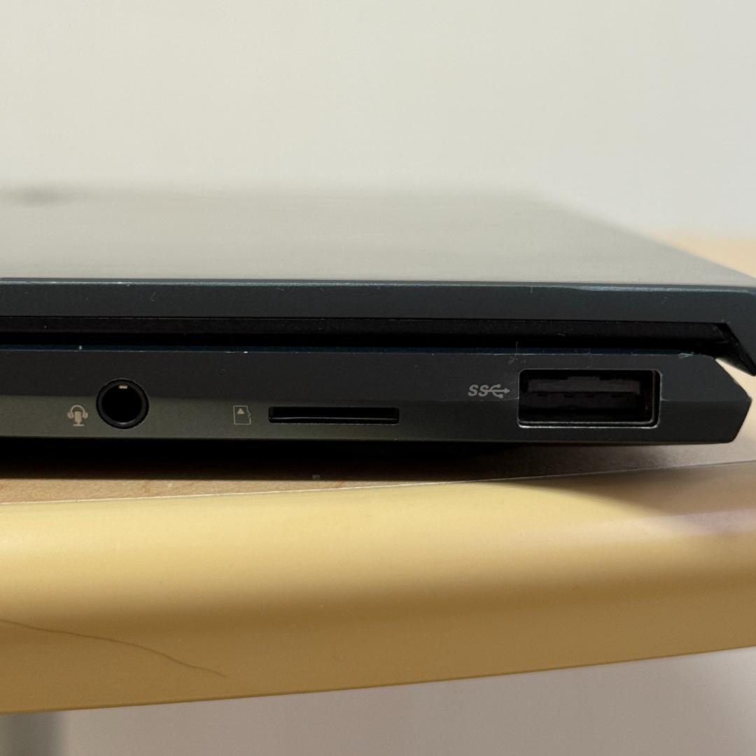 ASUS ノートパソコン Zenbook 14 UM425QA-KIR915WS