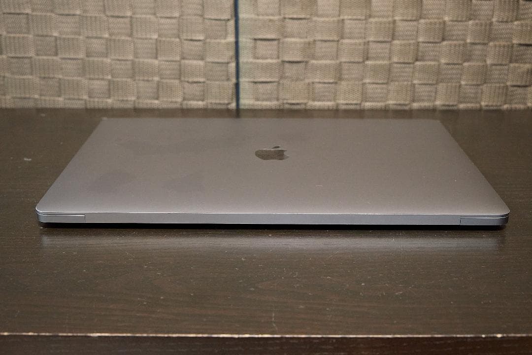 MacBookPro 16インチCore i9 1TB (2019)