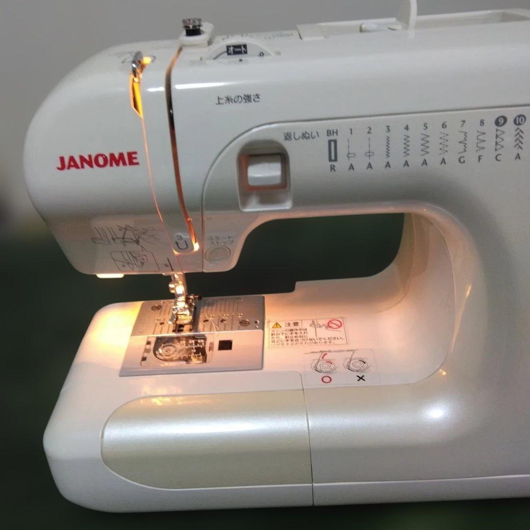 蛇の目ミシンJ-7160型。訳あり。