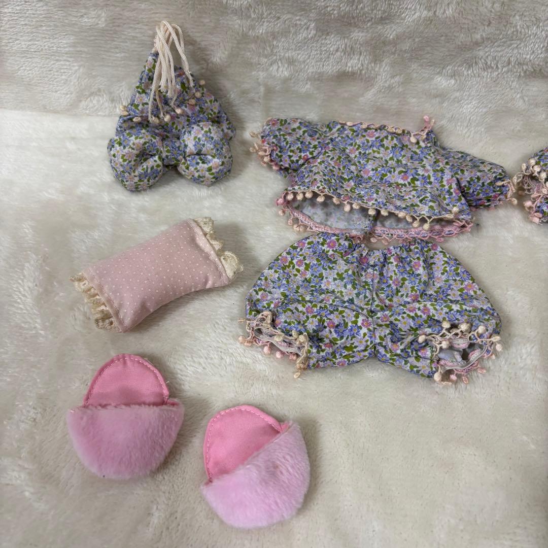 【希少】キティちゃん フレンドシップコレクション ぬいぐるみ お洋服 大量