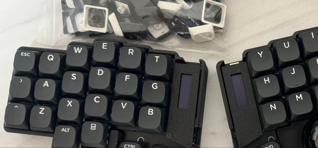 のいたちdem　keyball61オーダーメイド