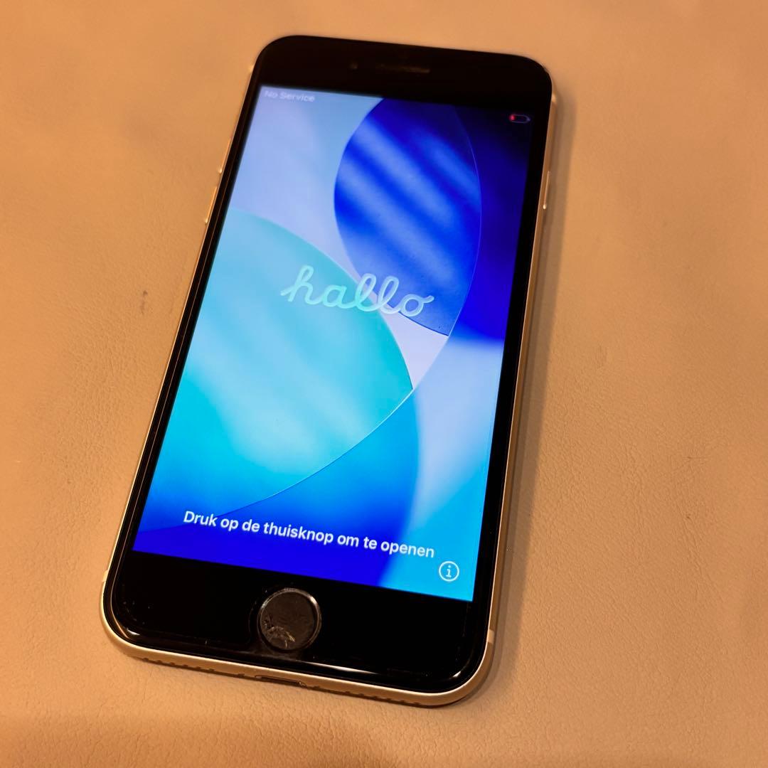 ◽️訳アリ◽️Apple iPhone SE 第3世代 ホワイト ホームボタン故障