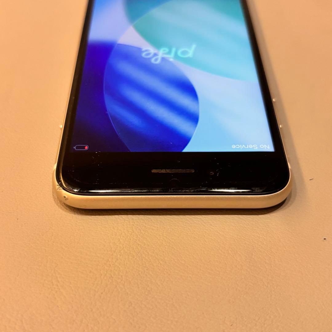 ◽️訳アリ◽️Apple iPhone SE 第3世代 ホワイト ホームボタン故障