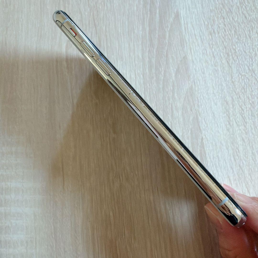 Apple iPhone X ホワイト　64GB