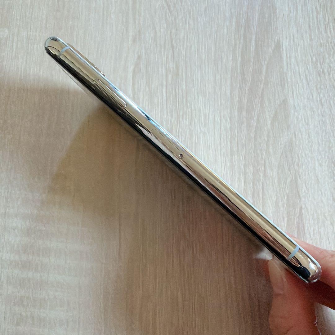 Apple iPhone X ホワイト　64GB