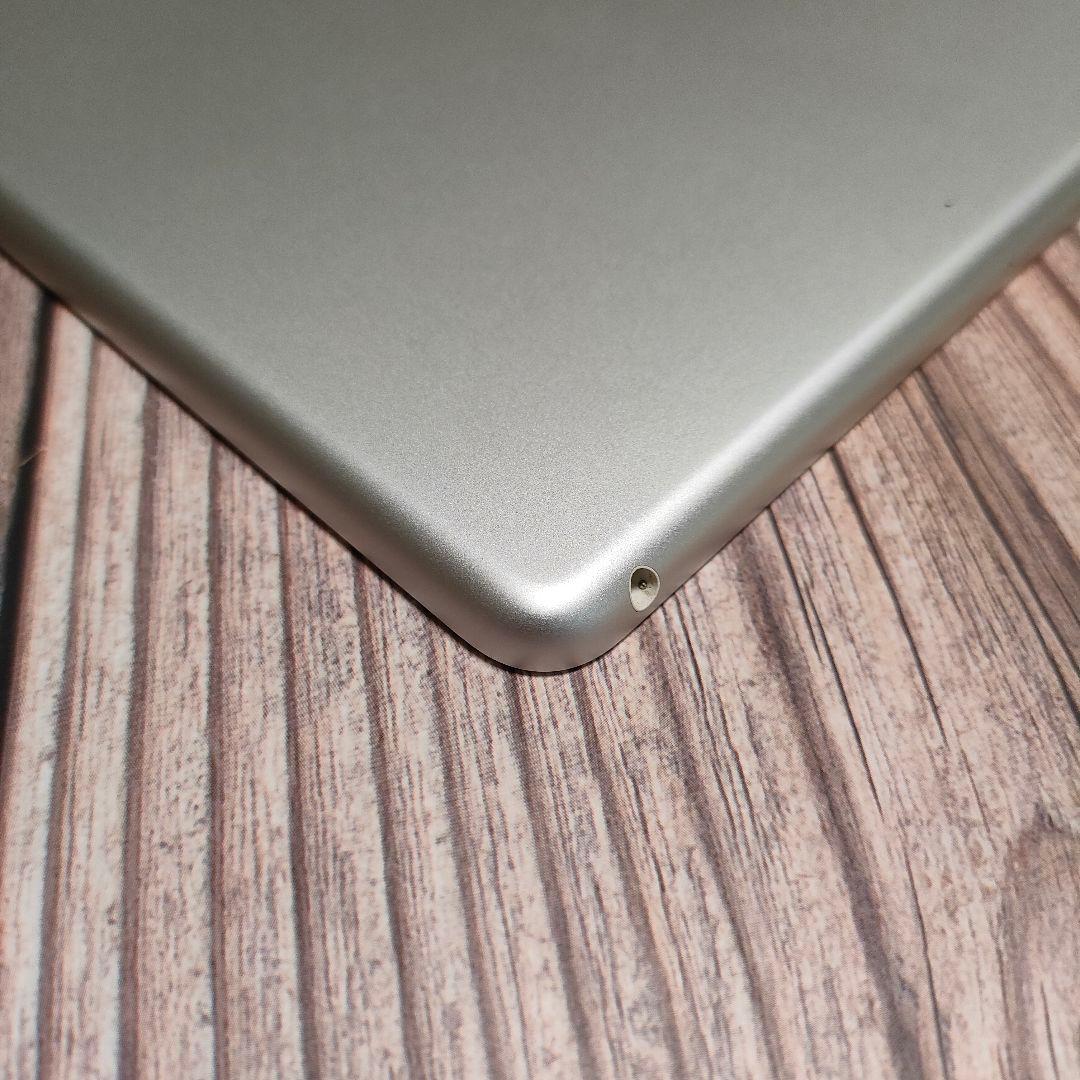 iPad 第7世代 32GB シルバー 美品