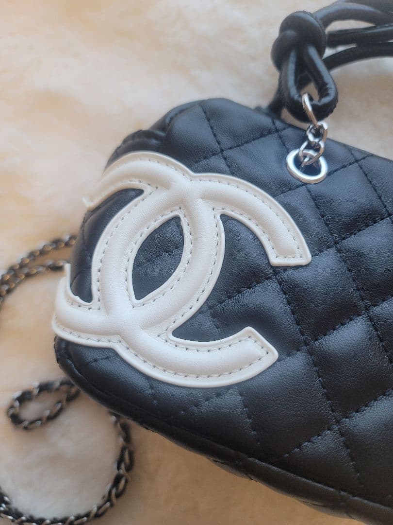 KENノベルティ CHANEL ブラック キルティング ショルダーバッグ