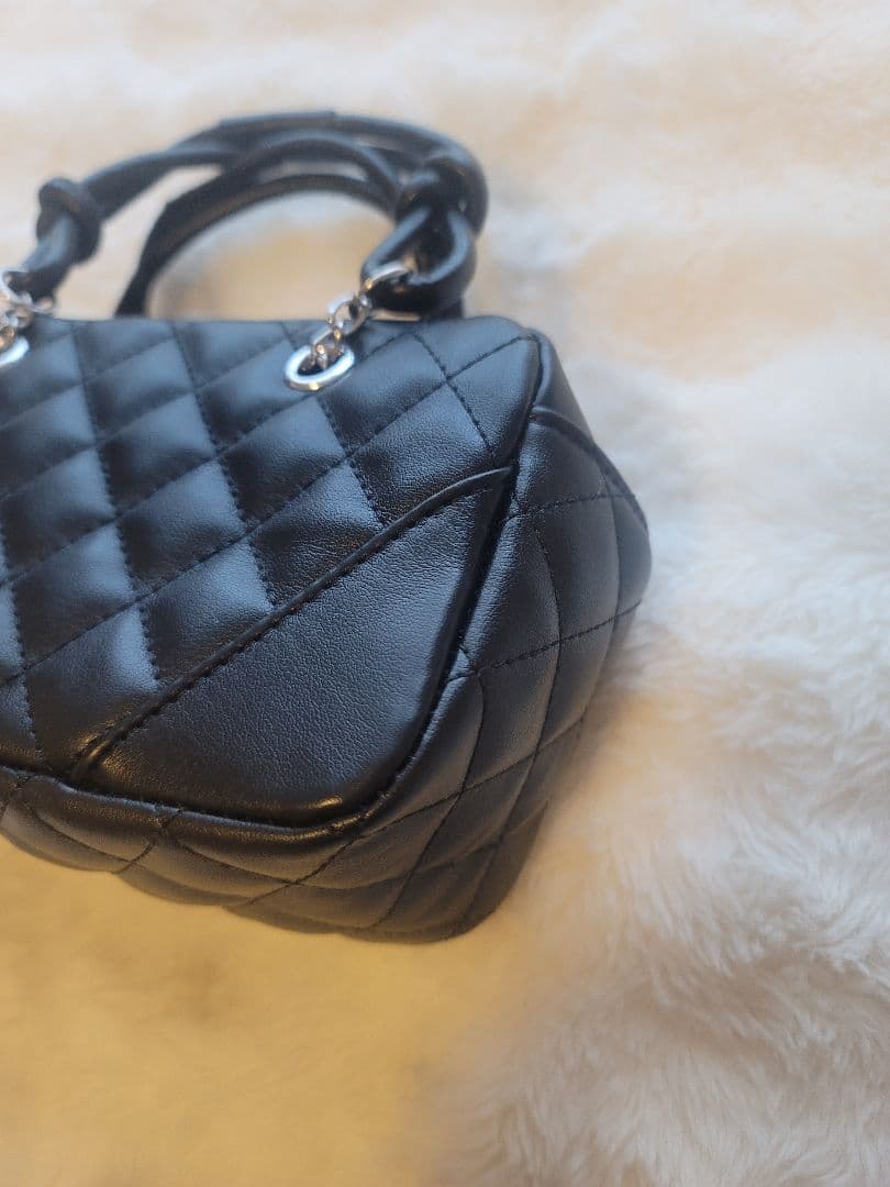 KENノベルティ CHANEL ブラック キルティング ショルダーバッグ