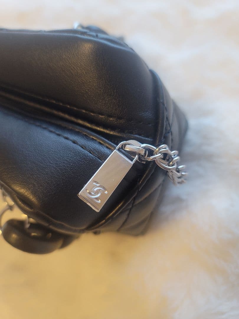 KENノベルティ CHANEL ブラック キルティング ショルダーバッグ