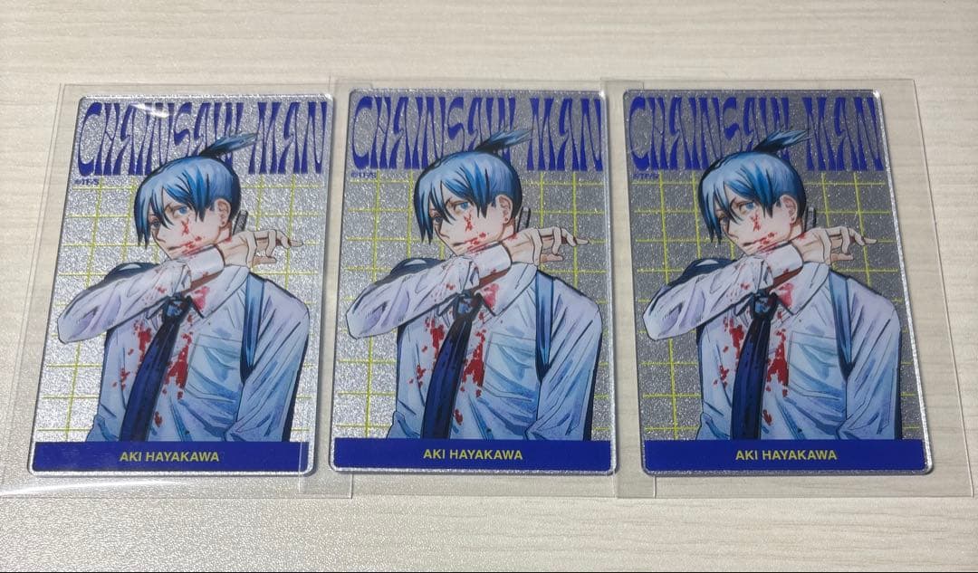 チェンソーマン早川アキ ワイヤレスイヤホン/缶バッジ/箔押しクリアカード纏め売り