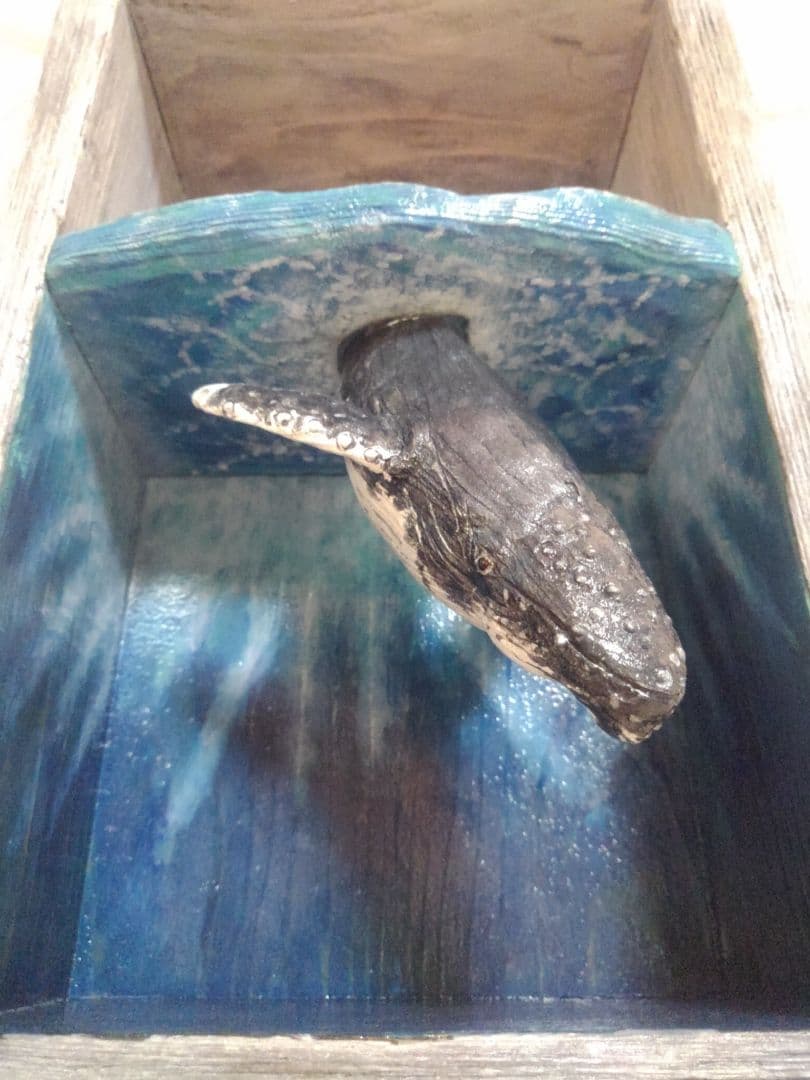 木彫りのクジラ（ザトウクジラ）