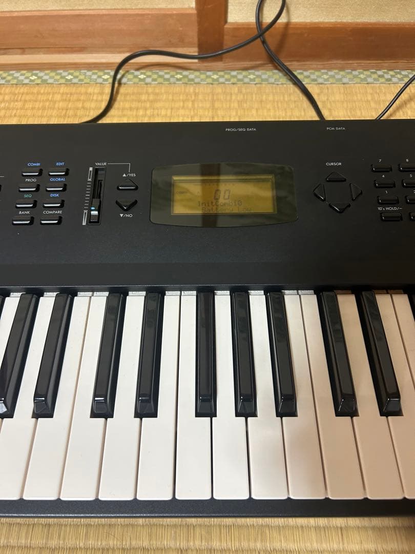 KORG X3 シンセサイザー 61鍵盤 ミュージックワークステーション