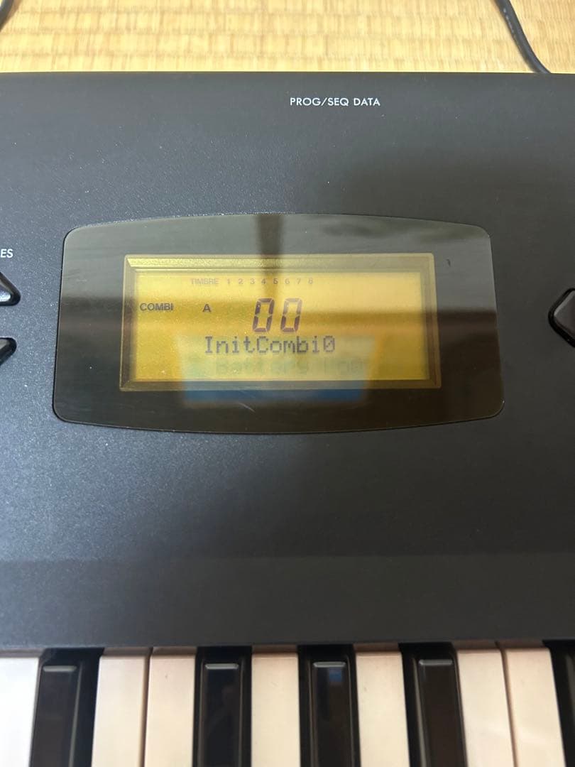 KORG X3 シンセサイザー 61鍵盤 ミュージックワークステーション