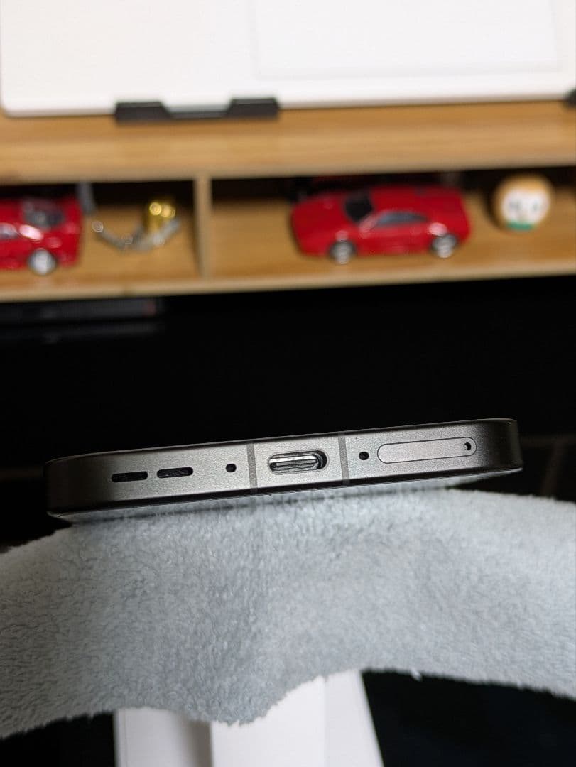 【美品】OPPO Find X9 512GB ホワイト