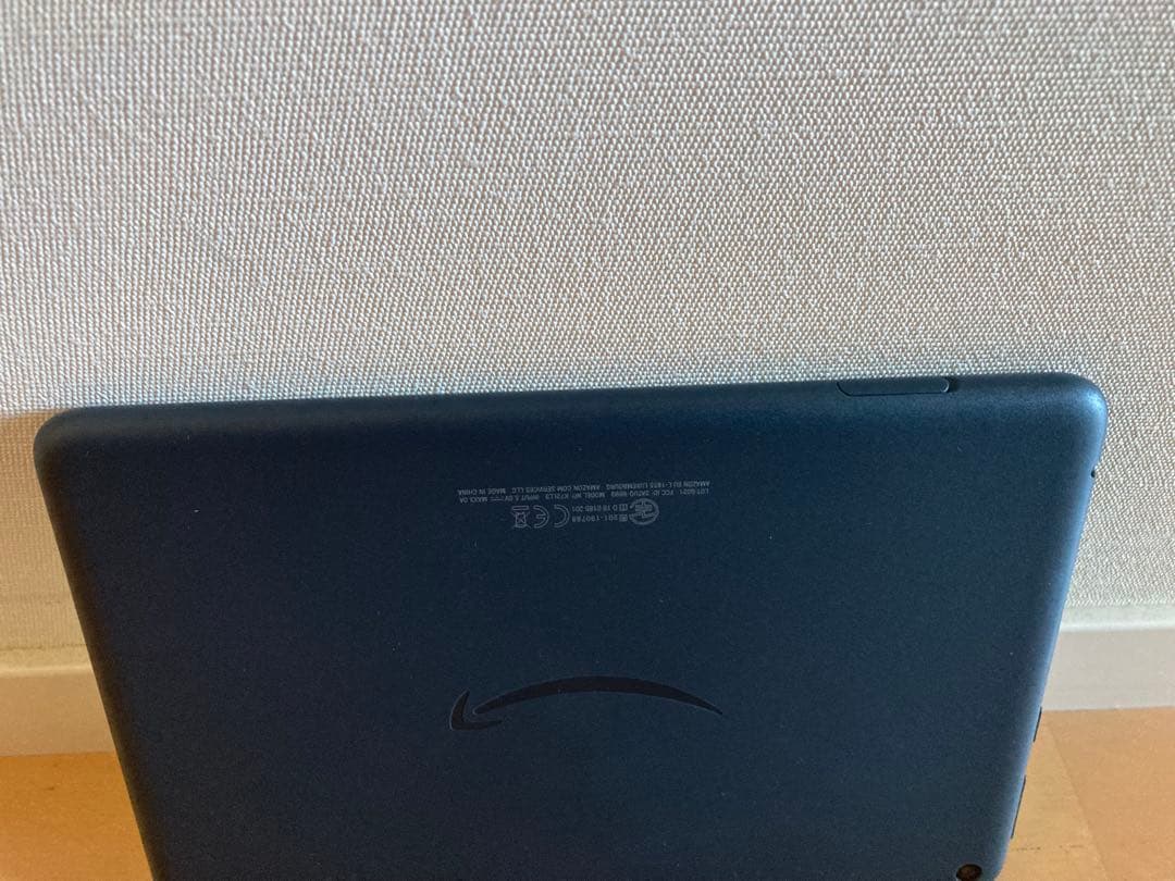 【値下げ中】FireHD8Plus(第10世代)純正ケース＆純正充電スタンド付き