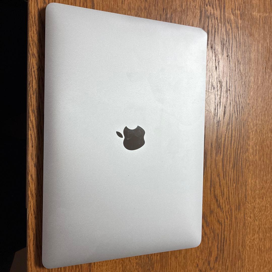 【値下げ交渉本日中‼️】MacBook シルバー 本体　本日/明日中に配送可能