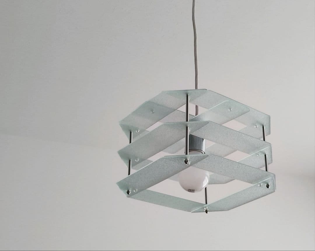 北欧風 アクリル ペンダントライト 天井照明 レトロ スペースエイジ 山東電気