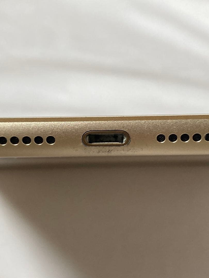 iPad Wi-Fiモデル 128GB (第5世代)  ゴールド ジャンク