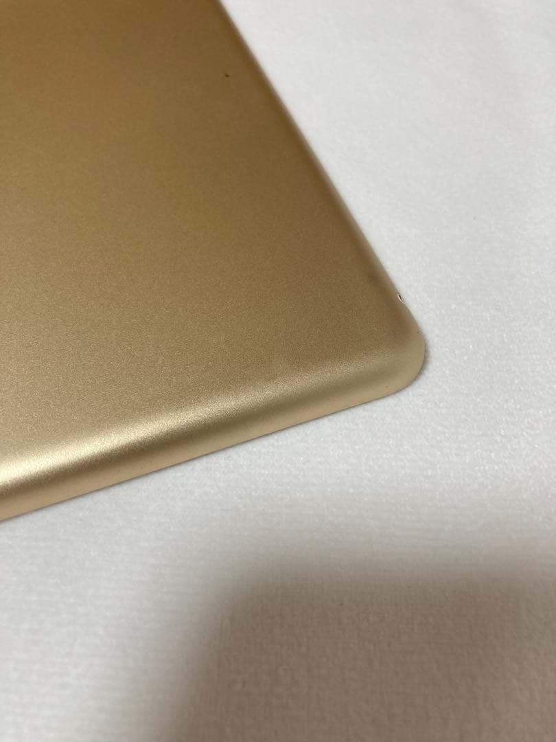 iPad Wi-Fiモデル 128GB (第5世代)  ゴールド ジャンク