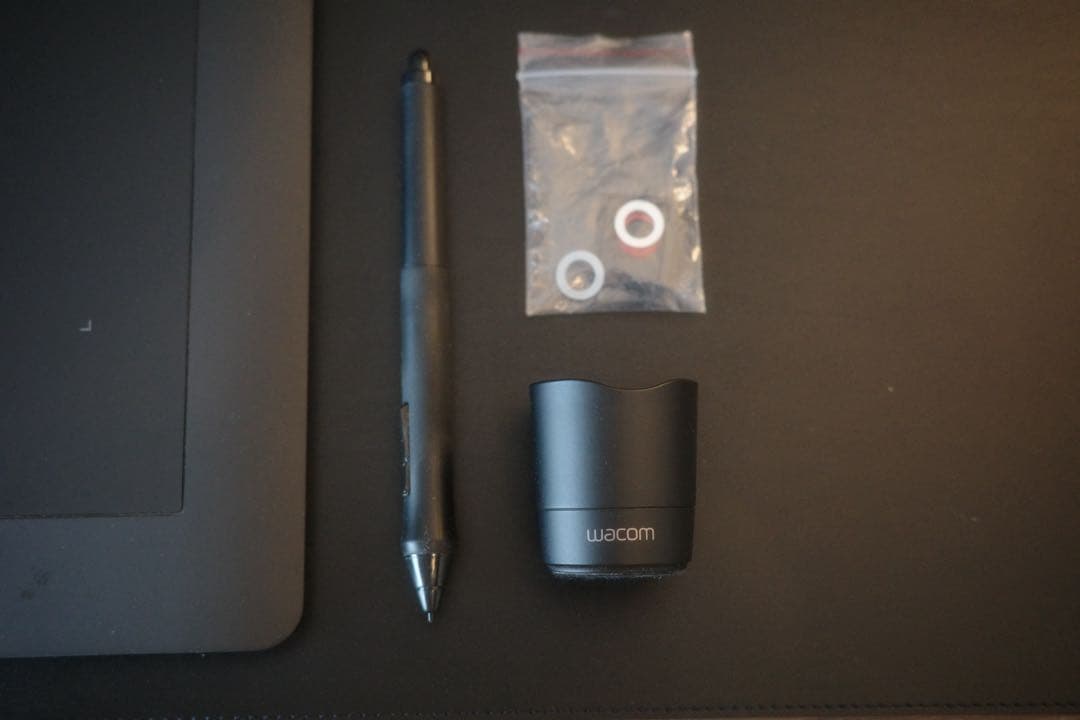 ワコム ペンタブレット intuos Pro Mサイズ PTH-651