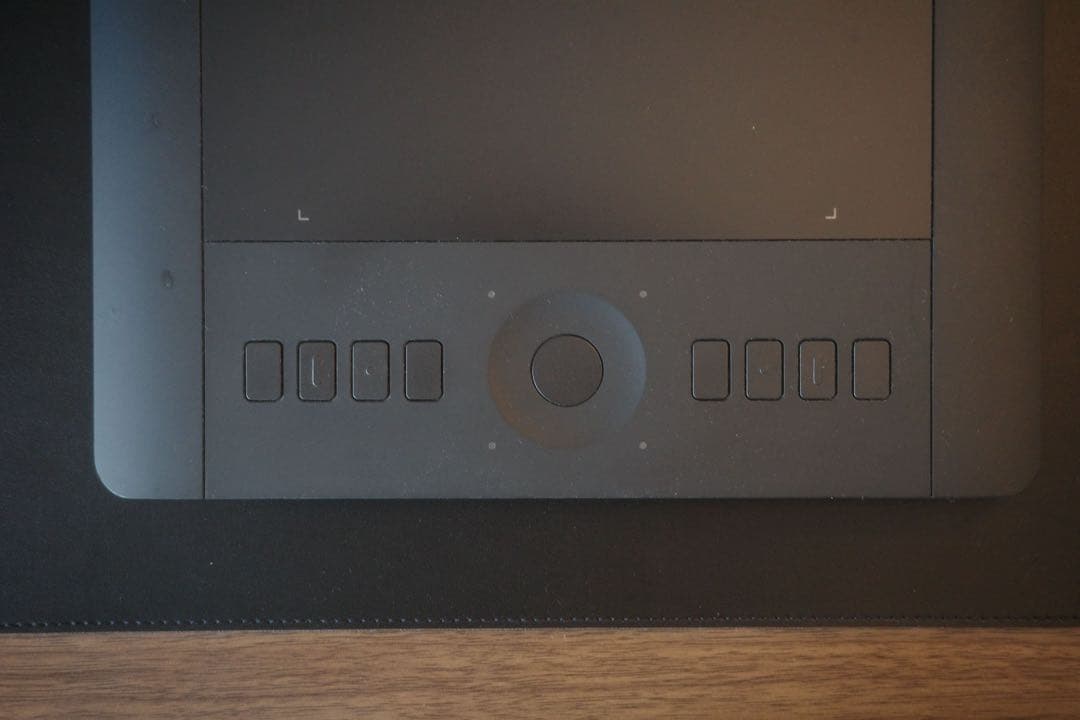 ワコム ペンタブレット intuos Pro Mサイズ PTH-651