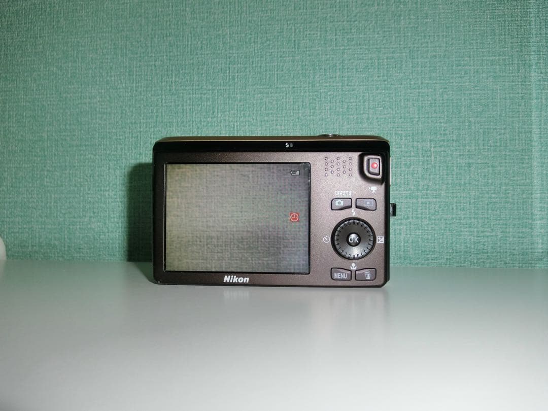 【美品】Nikon COOLPIX S6300 エレガントゴールドS6300GL