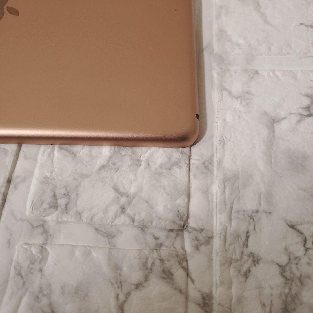 123 iPad 6世代 128GB Wi-Fi ゴールド