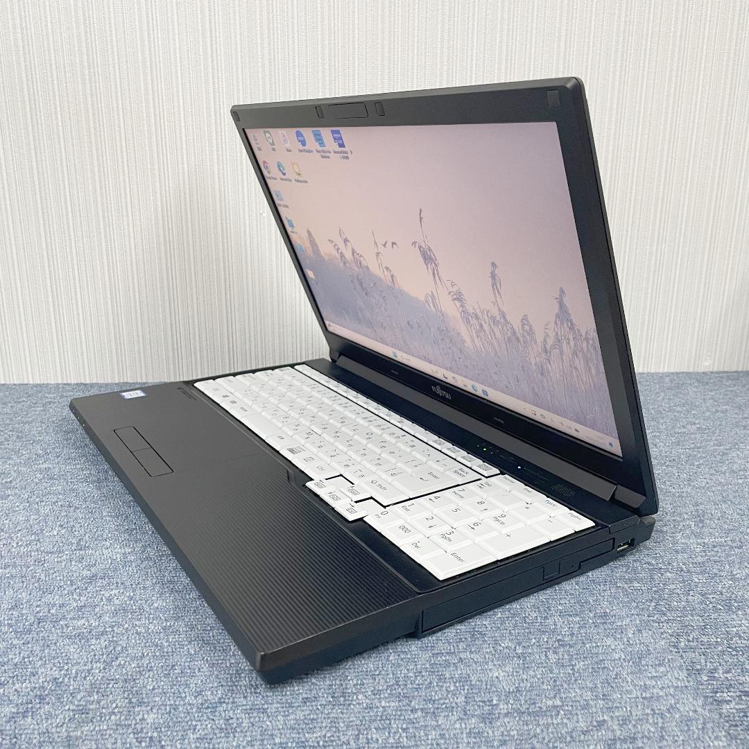 ノートパソコン　Windows11　オフィス付き　16GB　爆速SSD256GB