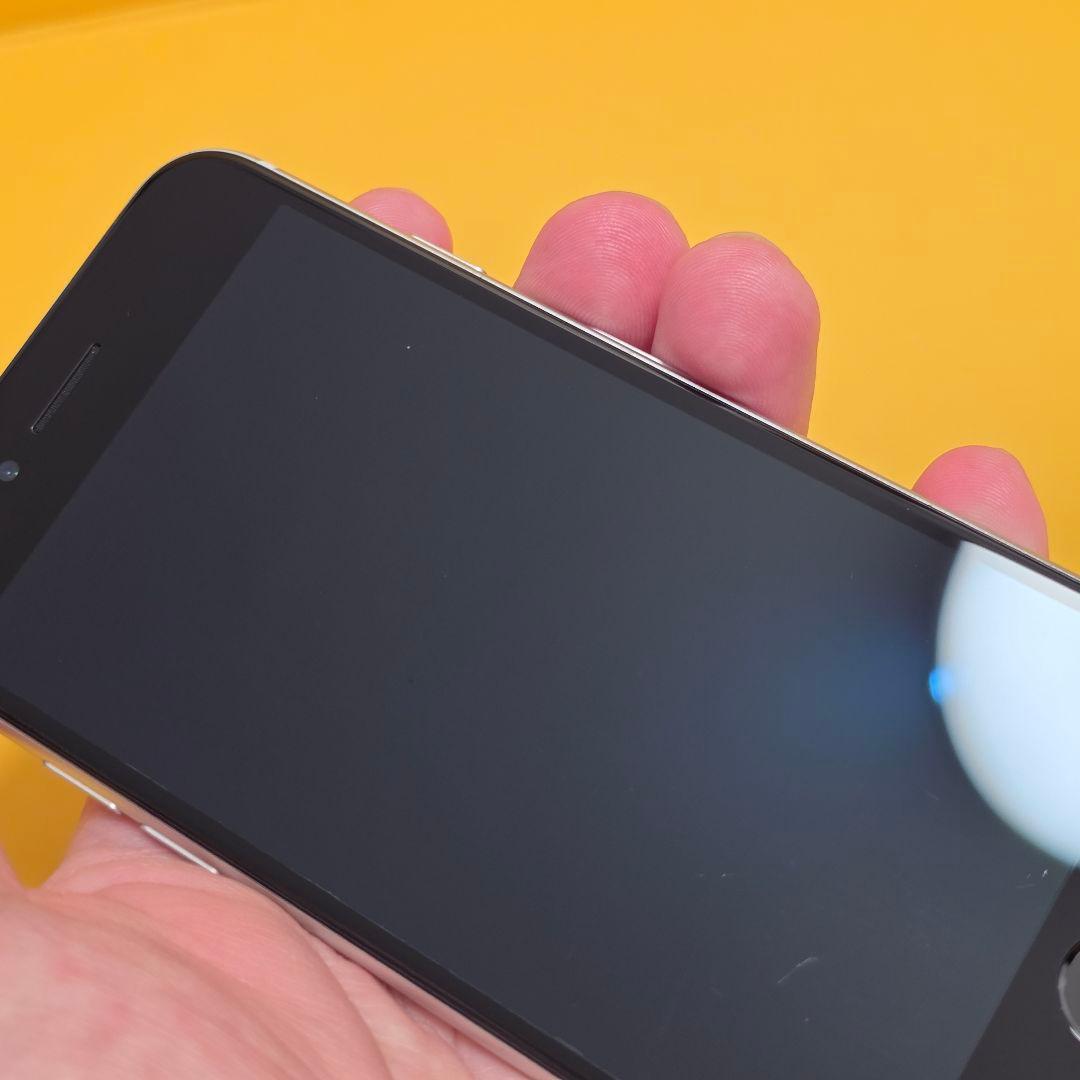 iPhone SE2(第2世代) 64GB｜24時間以内発送#217