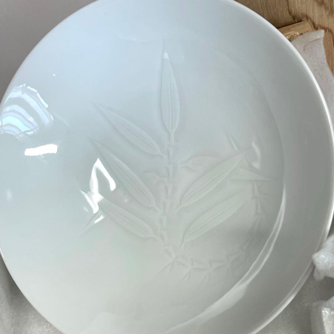 人間国宝 井上萬二 白磁彫文 鉢 共箱