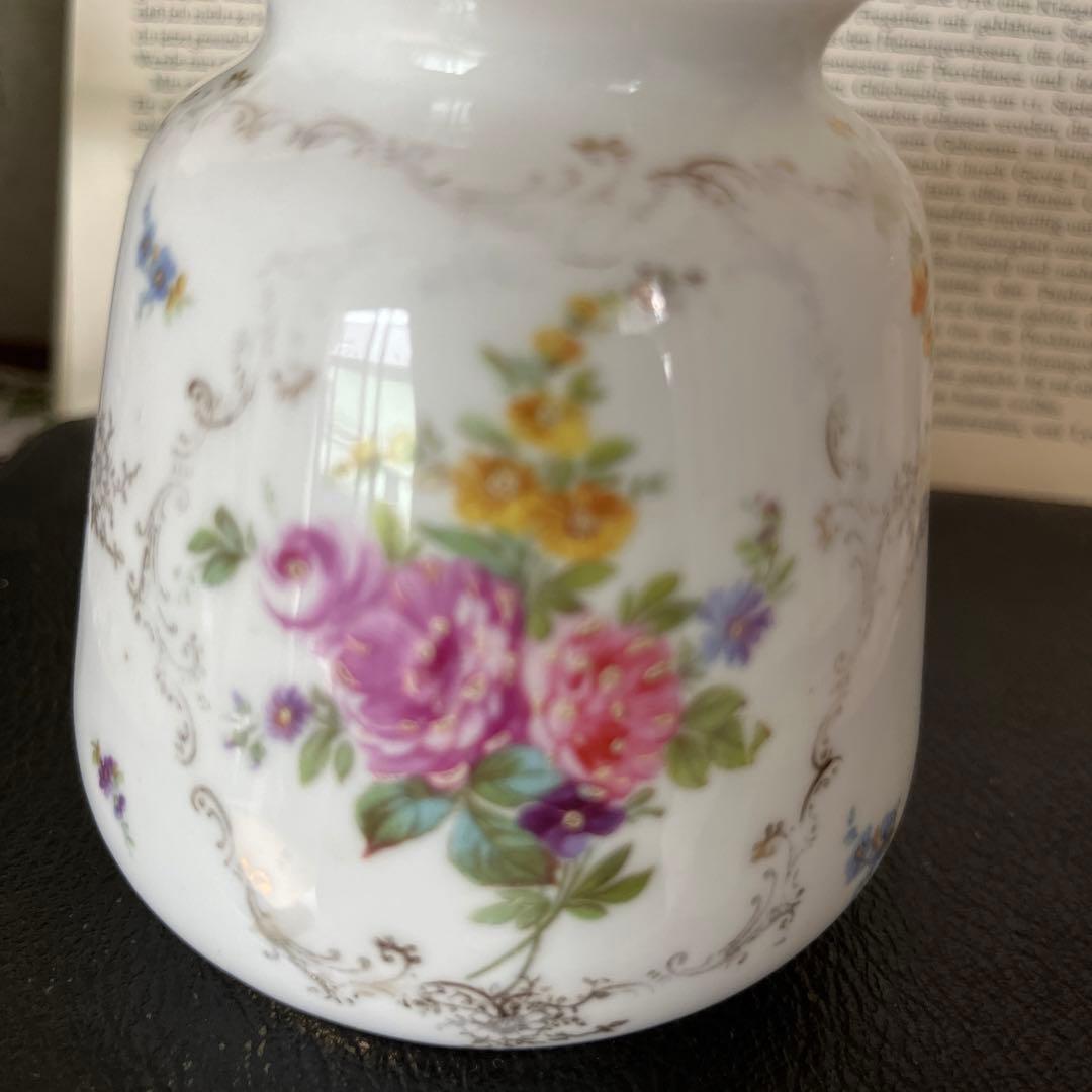 イギリスアンティーク　フラワーベース　花器　ハンドペイント　バラ　花瓶