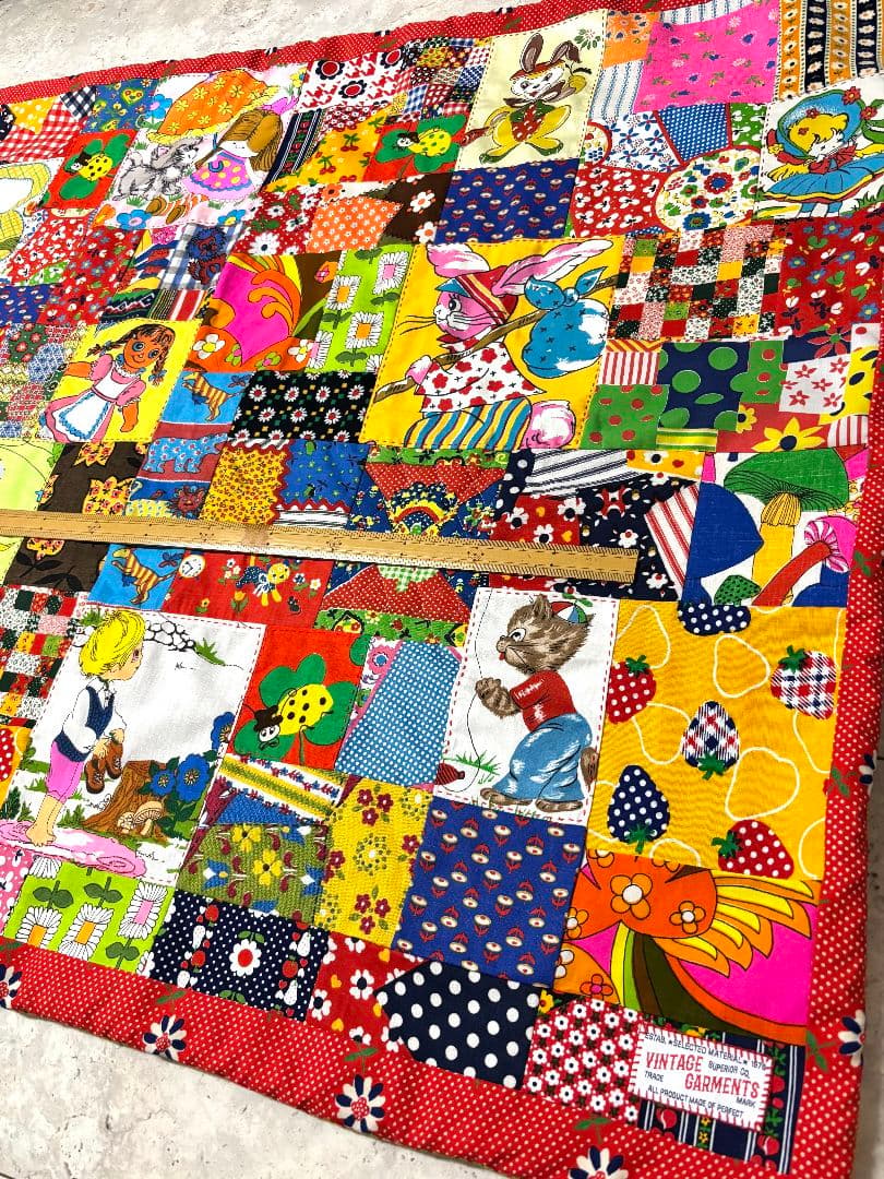 ハンドメイド❇ビンテージレトロパッチワーク❇大きめマットと巾着セット