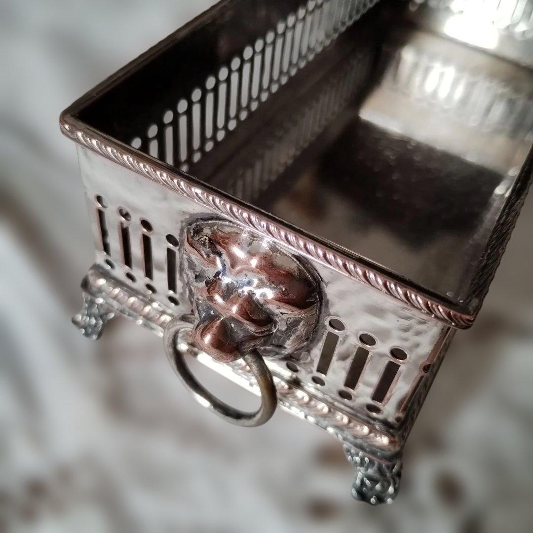 j*e様 ヴィンテージ　マカロンホルダー　ビスケットトレイ　ビスケットラック