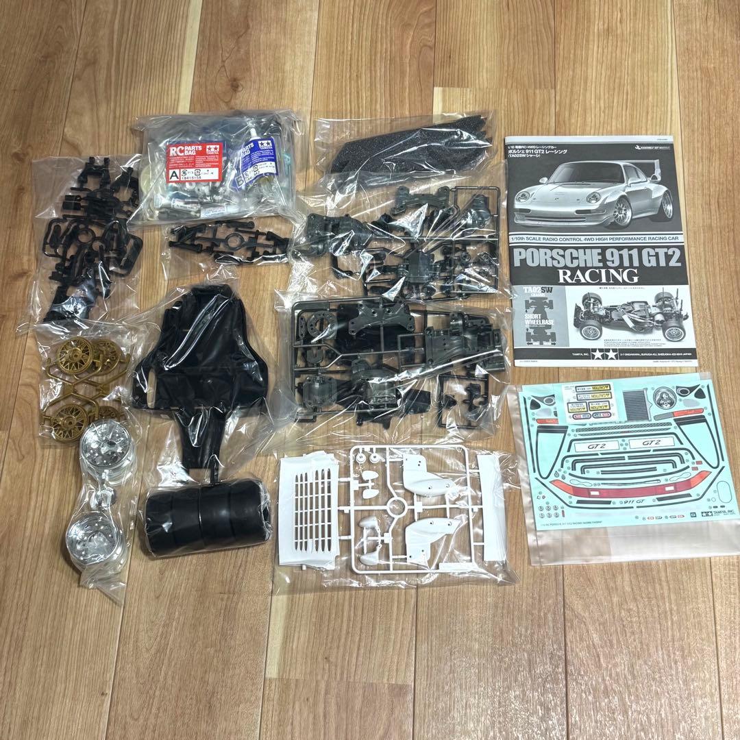 新品 タミヤ 1/10 電動R/C ラジコン ポルシェ911 GT2レーシング