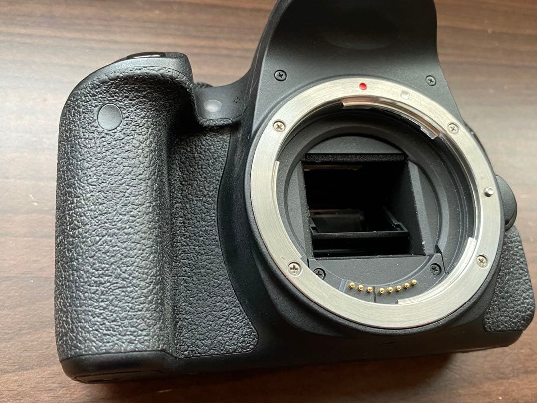 Canon EOS Kiss X9i STMダブルズームキット　おまけ付き！