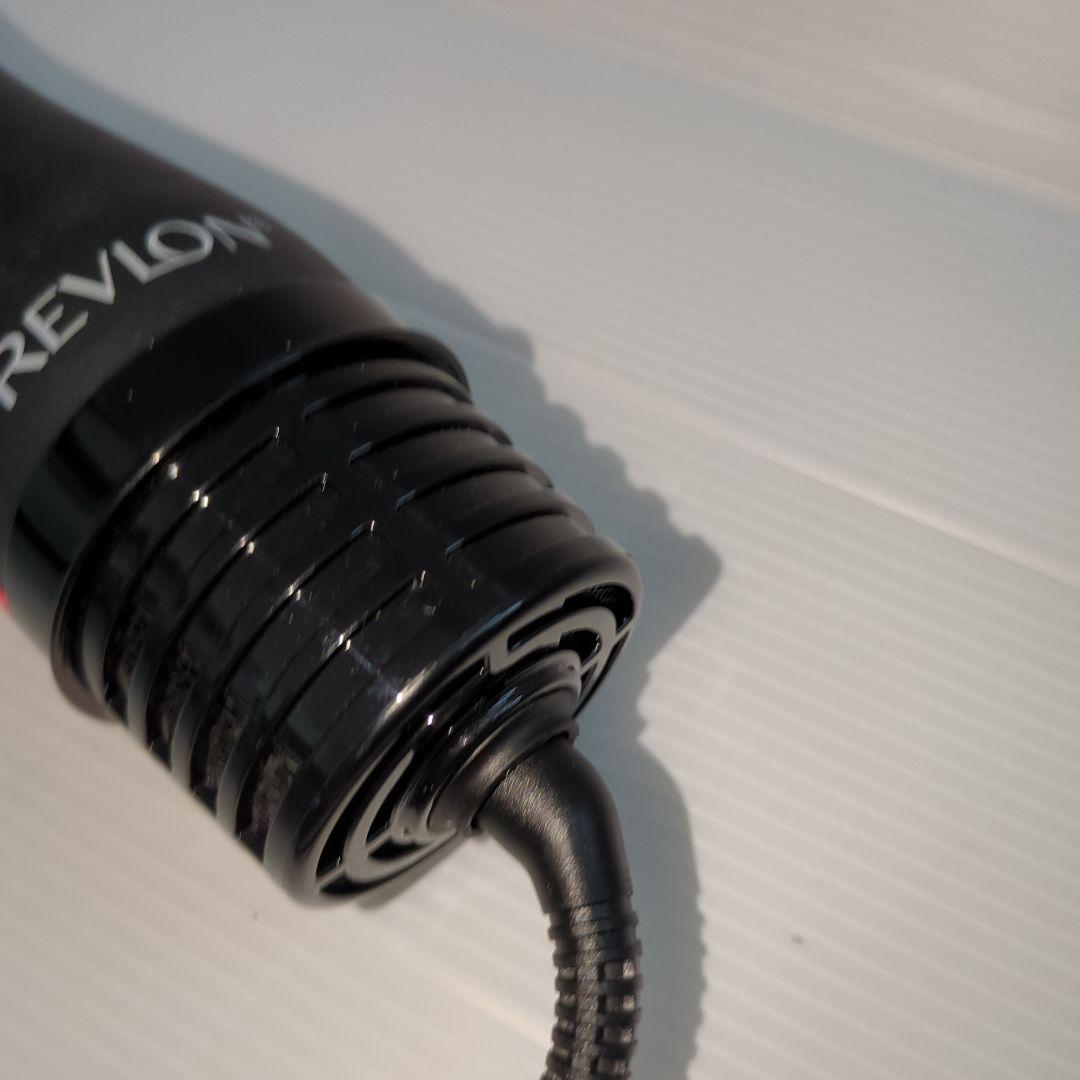 【極美品】REVLON ブローブラシ ドライヤー RVDR5298JPBLK