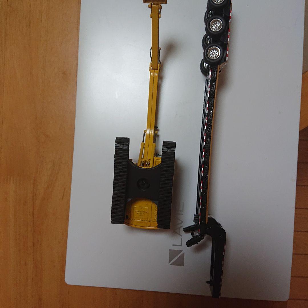 R*N様 ★迫力1/50★コマツ HB205 Hyid トレーラー荷台付き