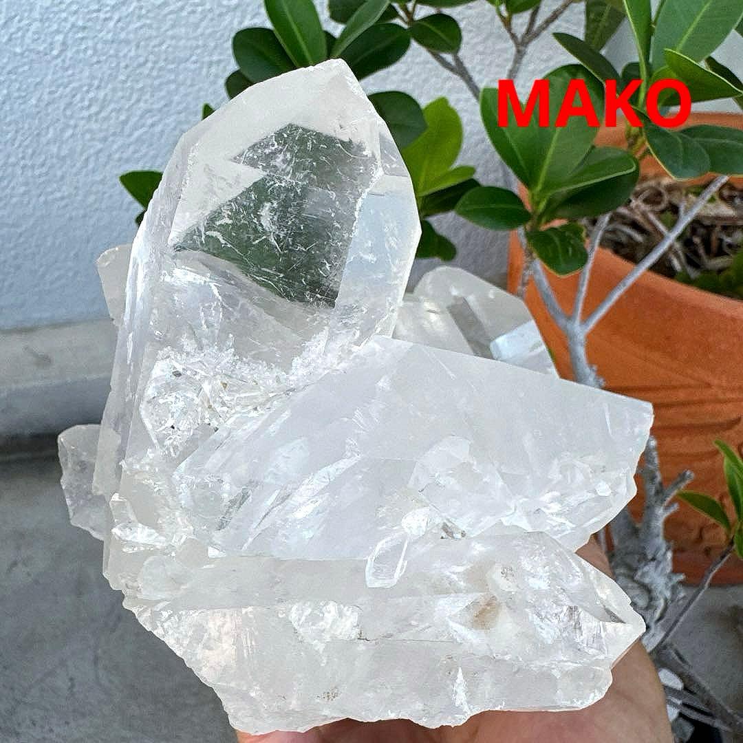 M1750☆水晶クラスター1.9Kg☆天然石　原石☆N50603-A