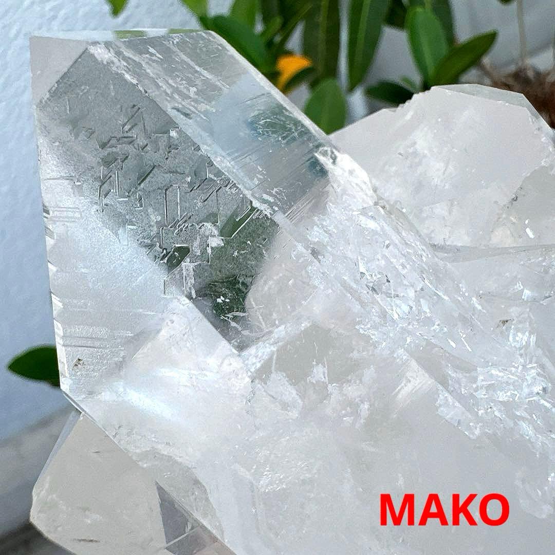 M1750☆水晶クラスター1.9Kg☆天然石　原石☆N50603-A