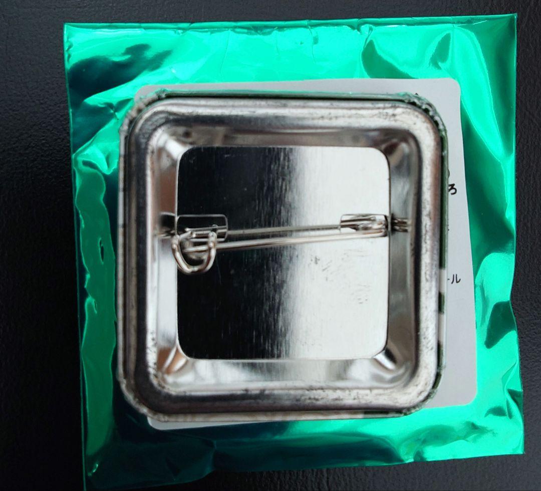 忍里　オビト　キューブ缶バッジ