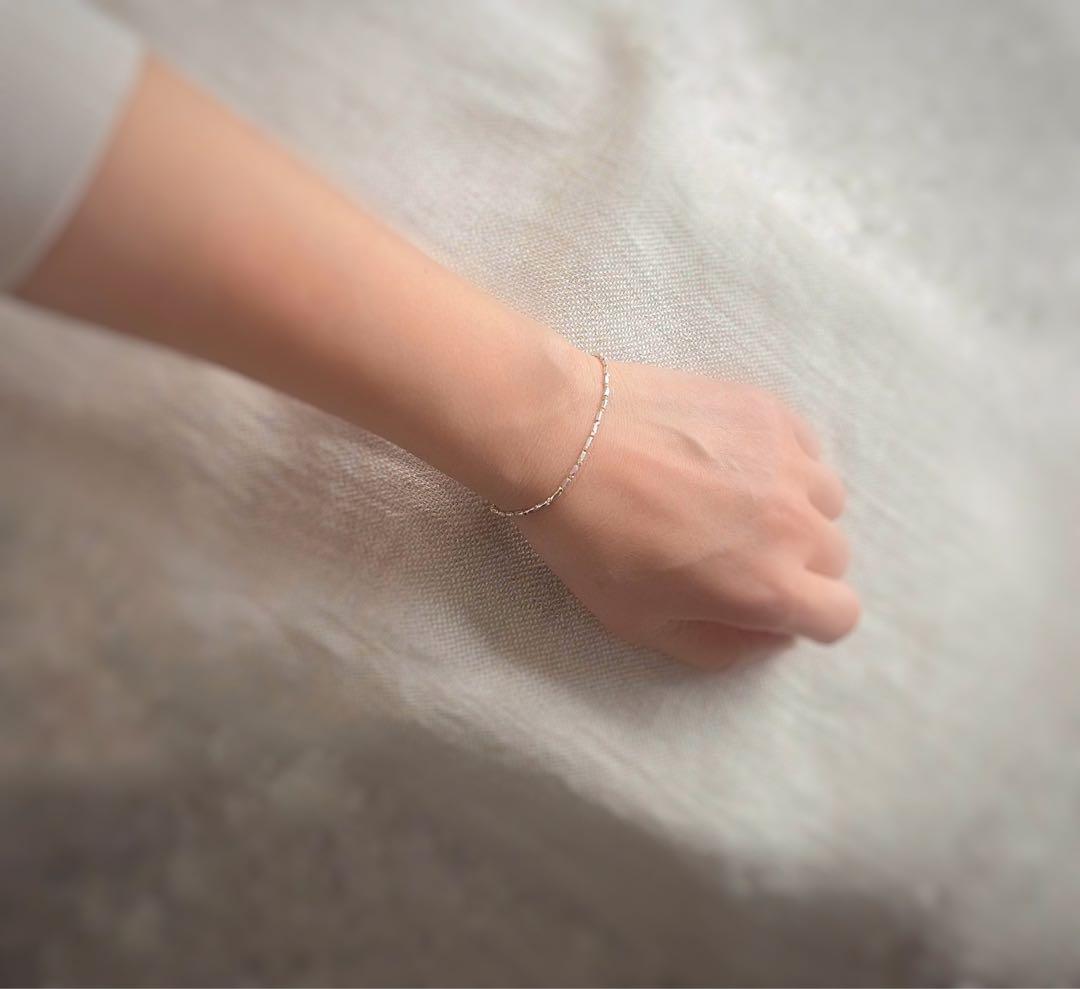 カレンシルバーとブラックルチルクォーツのブレスレット