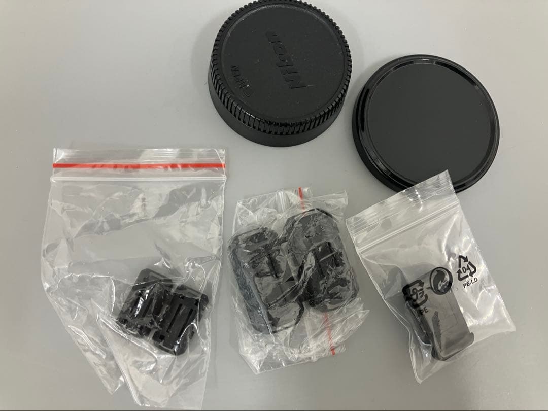 T10303 Nikon P-6000 カメラ 本体と付属品